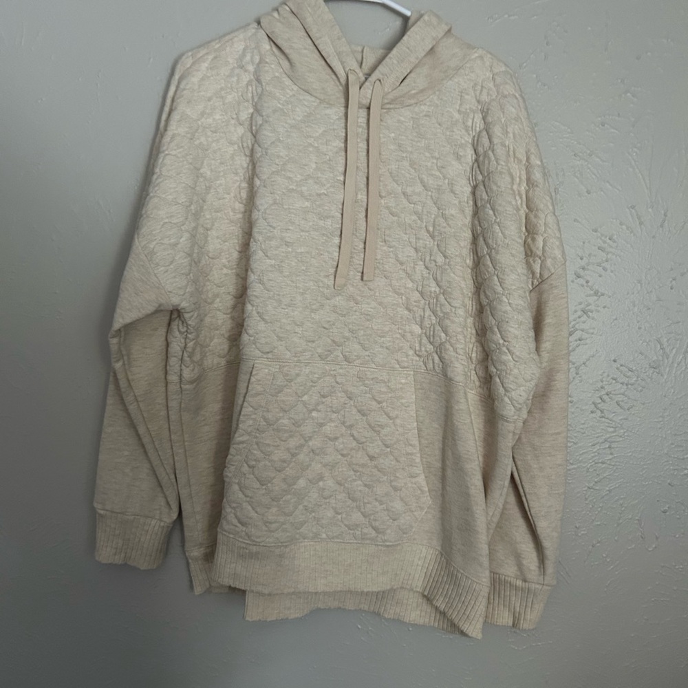 Women’s Cream Quilted Hoodie Sweater